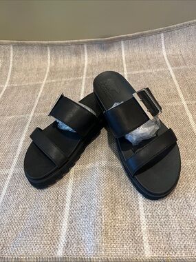 Sorel Black Two-Strap Slide Sandals with Buckle